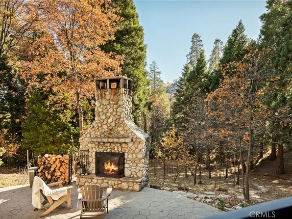267 Pheasant Run, Lake Arrowhead, CA 92352