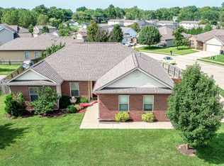 5211 Aspen Ridge Dr, Columbia, MO 65202