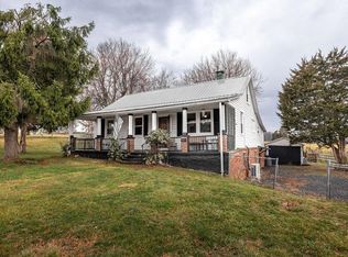 937 Augusta Farms Rd, Stuarts Draft, VA 24477