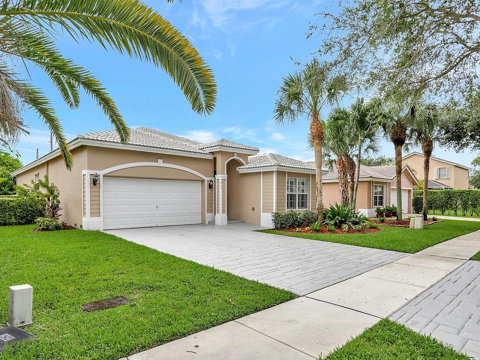 1st image of 7810 NW 70th Avenue