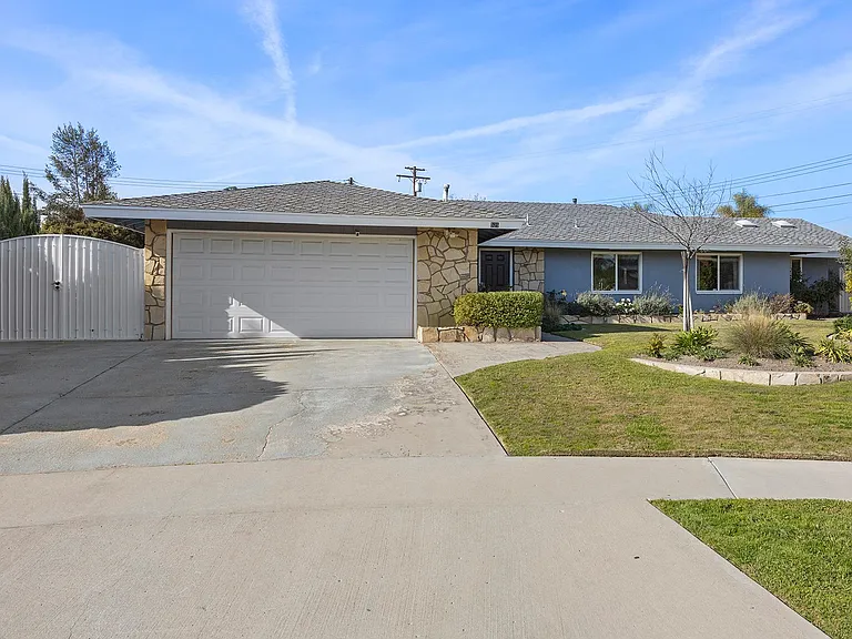 525 S Cardiff St — Photo 31