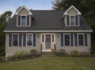 63 Willow St, Dover, NH 03820