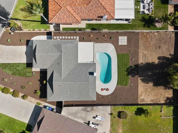 1405 Denise Cir, Oceanside, CA 92054
