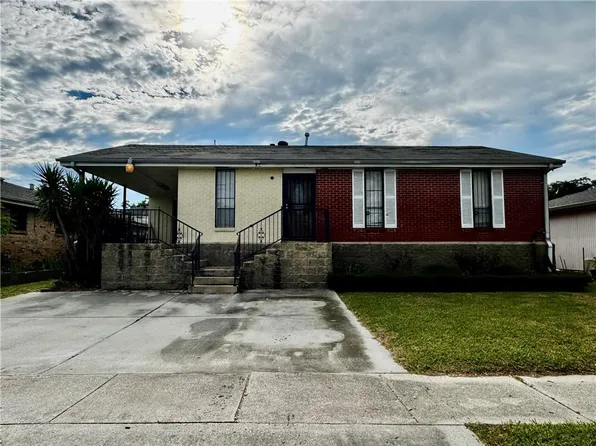 4850 Savoie Ct, New Orleans, LA 70129