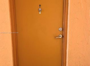7160 Fairway Dr APT J16, Miami Lakes, FL 33014
