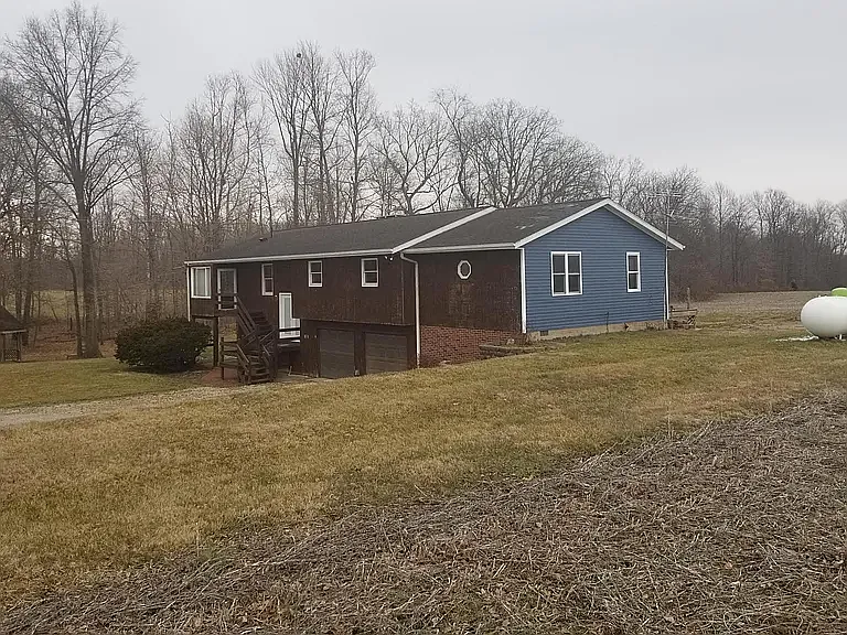 N 1025 E, Odon — Photo 4
