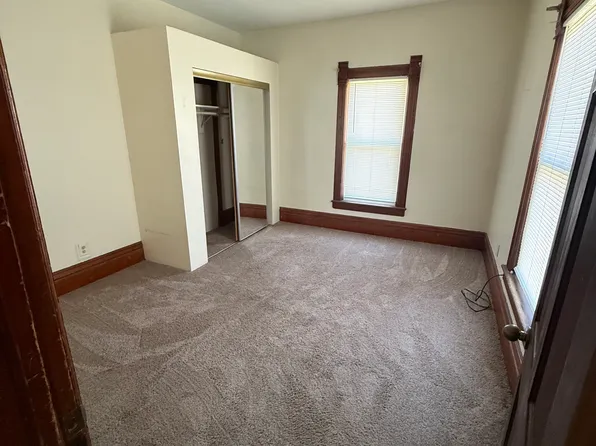 533 W Cherry St, Lancaster, WI