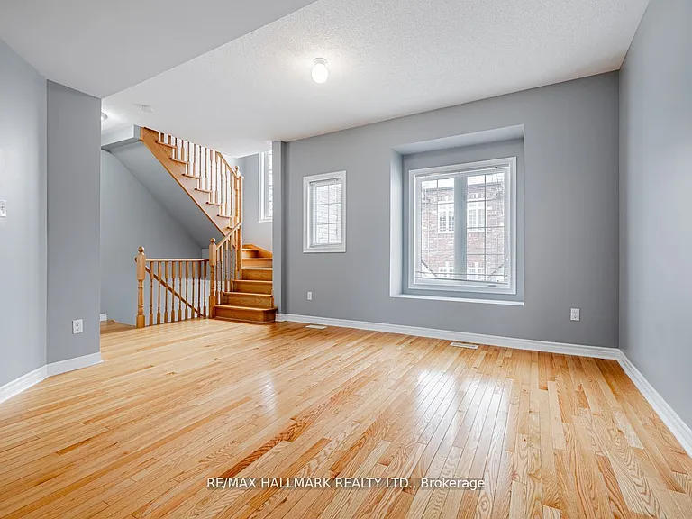 15 Old Colony Rd #10 — Photo 5