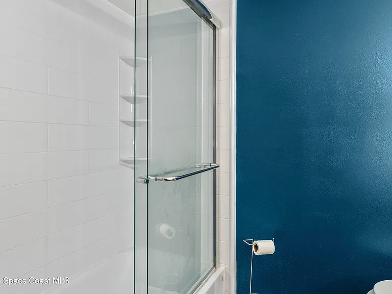5050 Ocean Beach Blvd #301 — Photo 25