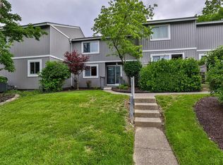 120 Twin Lakes Dr, Fairfield, OH 45014