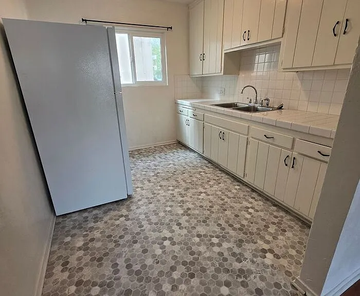 4415 Rosebud Ln #A — Photo 3