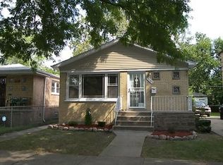 2122 E 96th St, Chicago, IL 60617