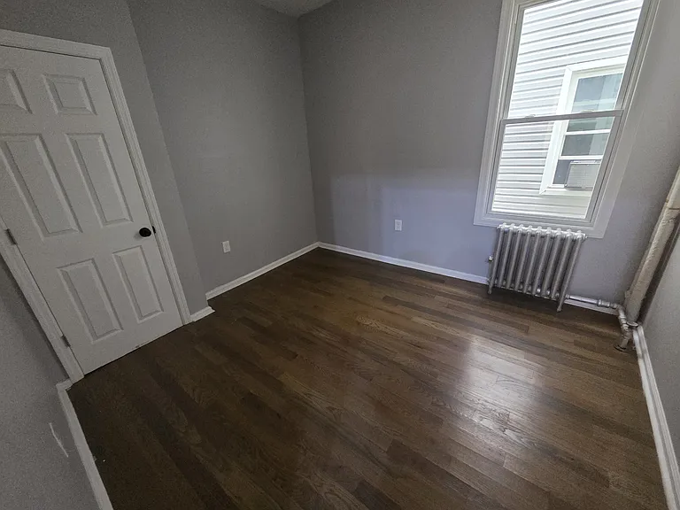 83 Sheppard Ave #1 — Photo 20