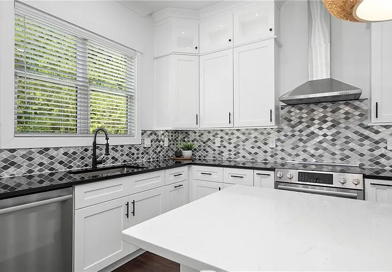 173 Brush Creek Ct — Photo 18