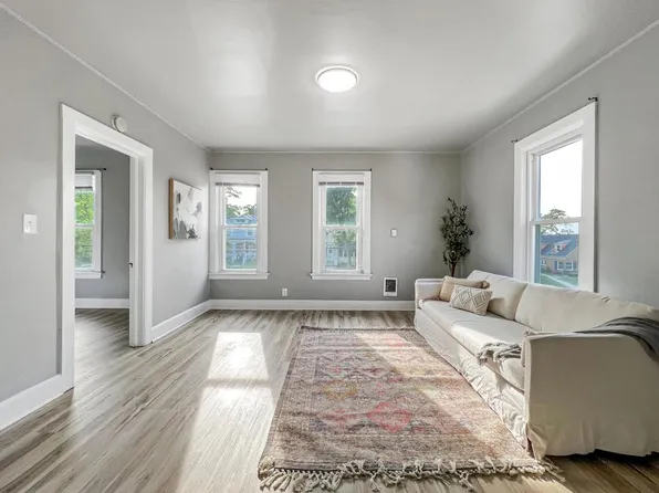 (undisclosed Address), Plymouth, WI 53073