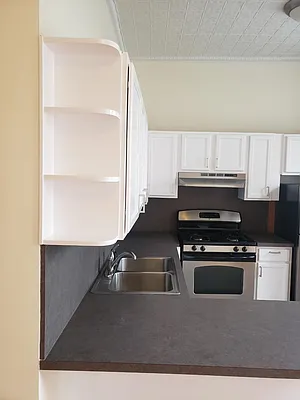 Rented by Old Brooklyn Real Estate Inc | media 32