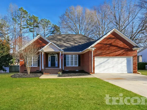 618 Tillman Ct, Roebuck, SC 29376
