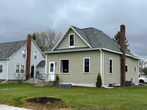 350 6th St E, Browerville, MN 56438