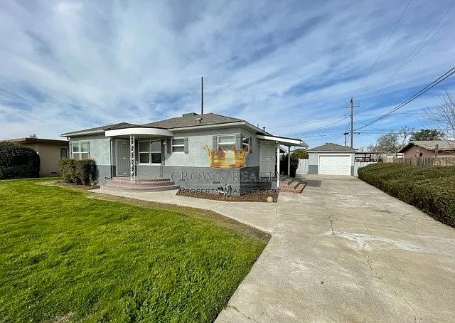 950 Windsor Dr — Photo 18