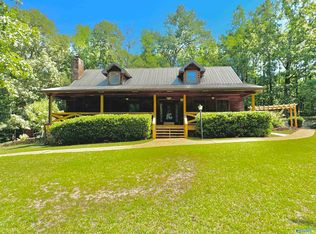 180 Northwoods Rd, Guin, AL 35563