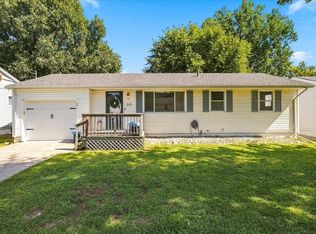 213 Wendover Dr, Council Bluffs, IA 51503