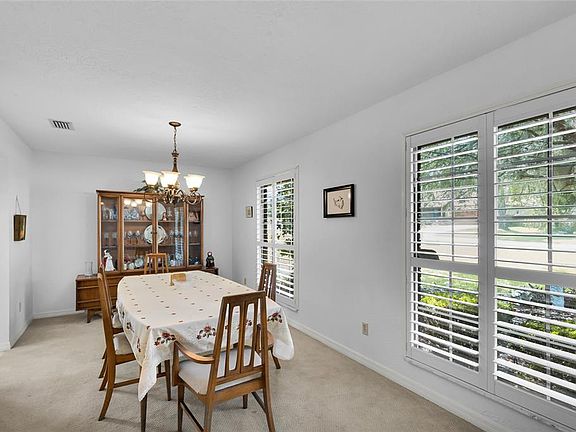 3rd image of 2045 SE 32ND STREET