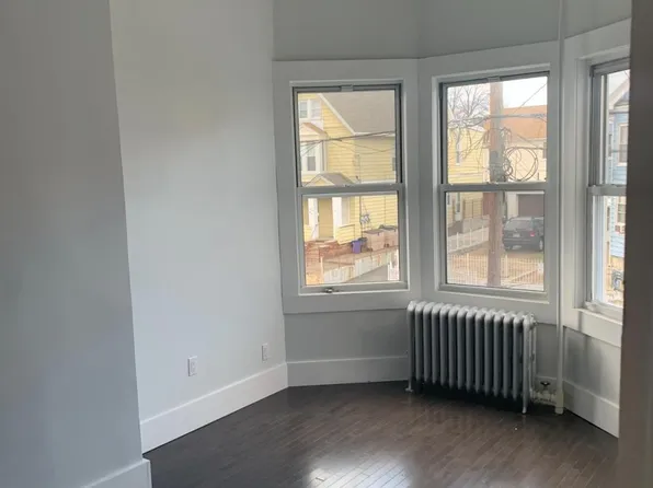 376 Lincoln Ave #2, Newark, NJ 07104