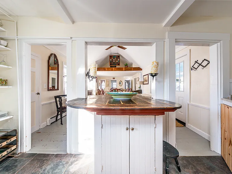 415 Barlows Landing Rd — Photo 14