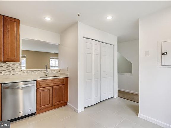 3rd image of 18522 Stakeburg Pl #24