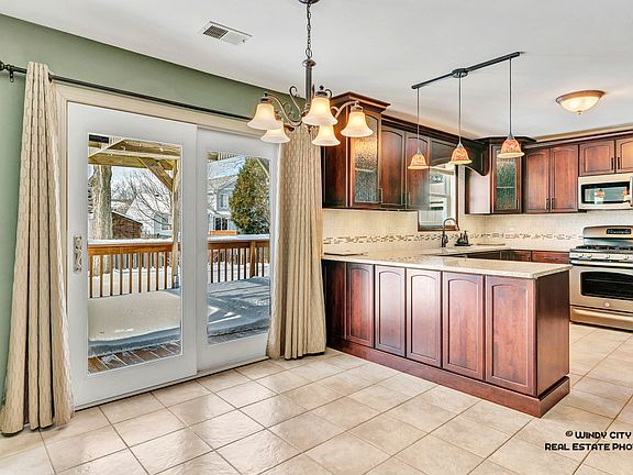 3rd image of 1232 Kylemore Dr