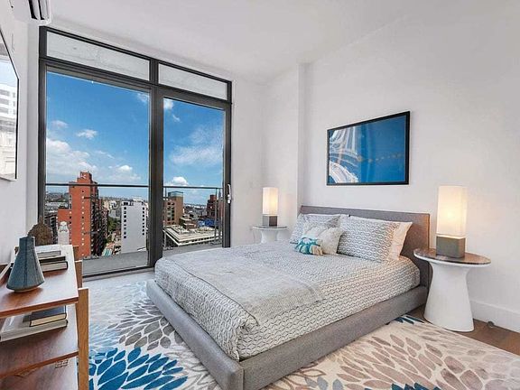 5th image of 4210 27th St APT 14F