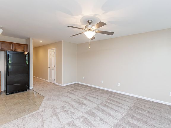 3rd image of 3123 Daly Pl