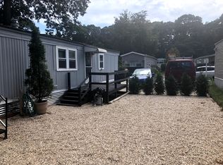 105 Oakview Hwy TRLR 70, East Hampton, NY 11937