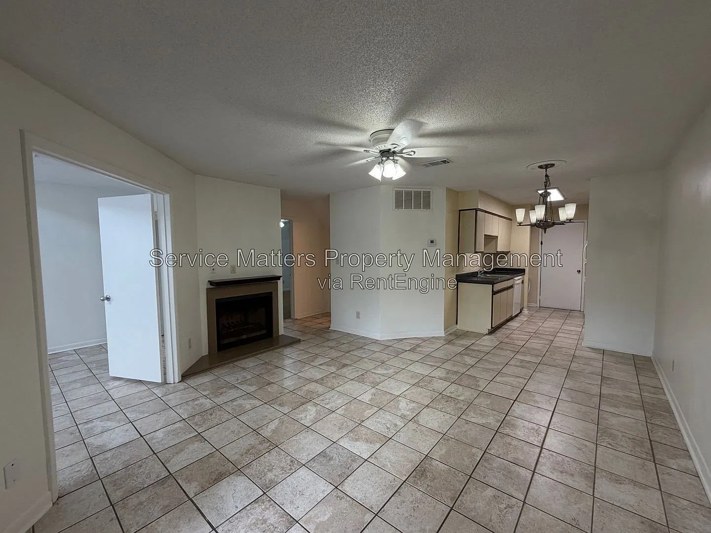 2 bed, 1.0 bath, 902 sqft, $1,395 — Photo 4