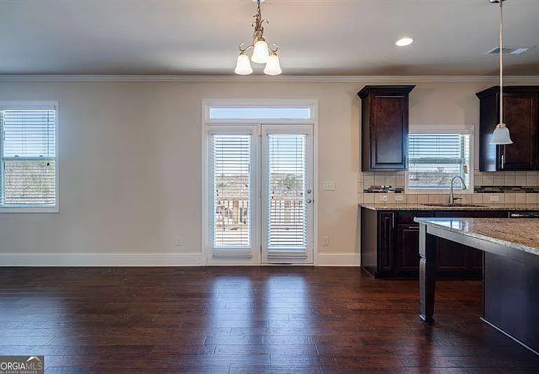 4215 Miramount Overlook — Photo 14