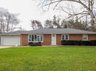 2303 Hemlock Ave, Portage, MI 49024