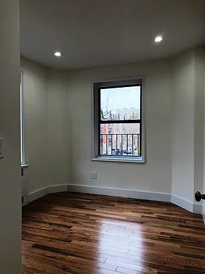 Rented by Prime Realty | media 11