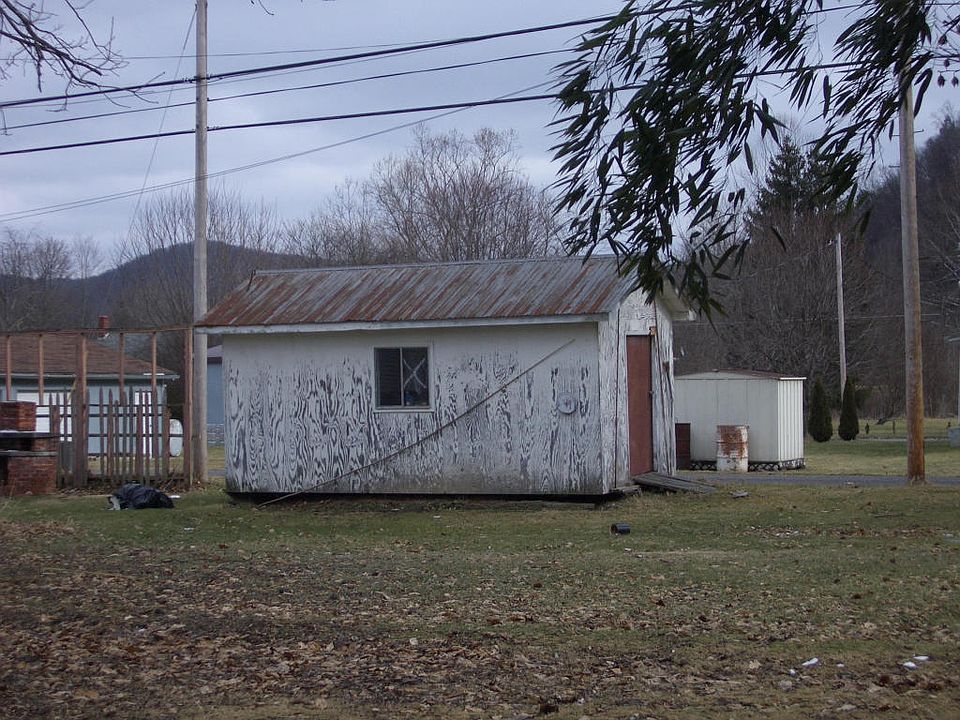 2nd image of 1113 2nd Ave