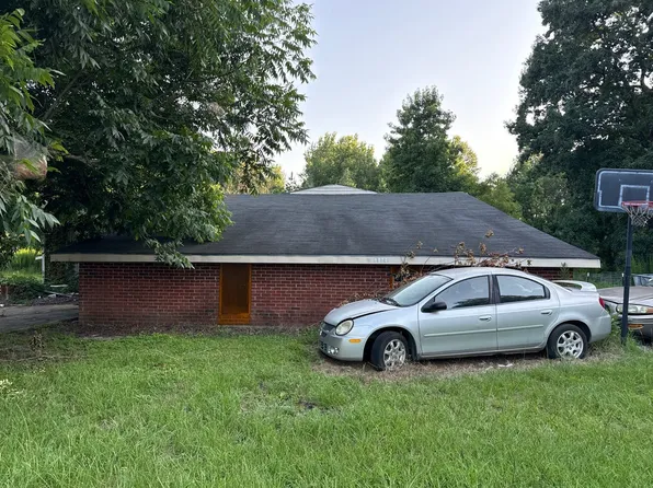 1830 Pearidge Rd, Angier, NC 27501