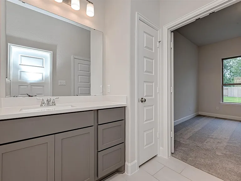 308 Mullins Ct — Photo 31