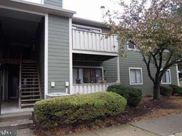 1202 Braxton Ct #1202