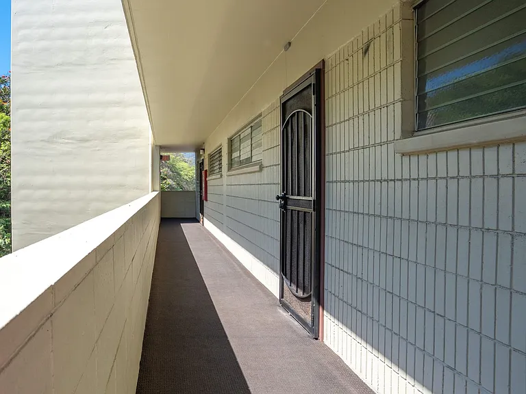 1063 Lower Main St #402 — Photo 34