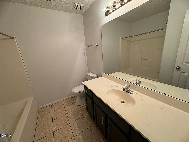 4804 Tanglewood Oaks St — Photo 11
