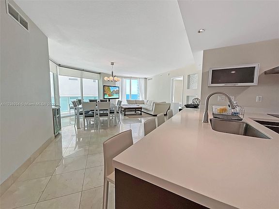 2nd image of 150 Sunny Isles Blvd #1-1006