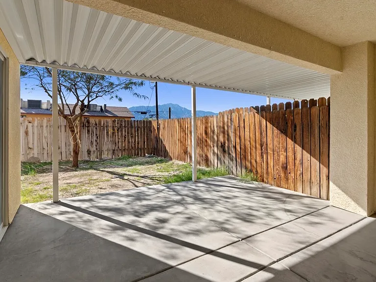 66915 Vista Pl #A — Photo 6