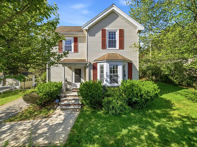 7 Wilson Ave — Photo 23