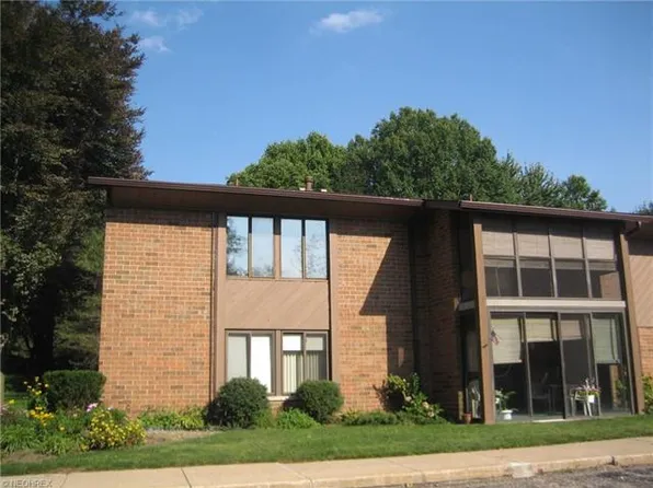 22956 Mastick Rd APT 103, Fairview Park, OH 44126