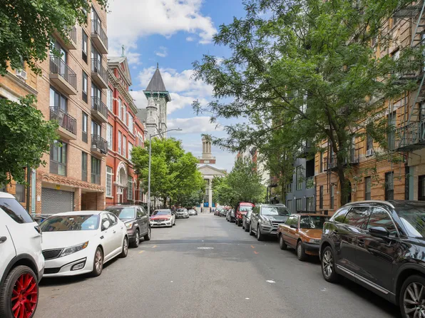 424 East 115th Street 4B image 12 of 13