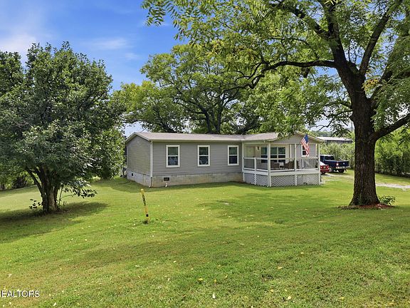 3rd image of 701 Watson Rd