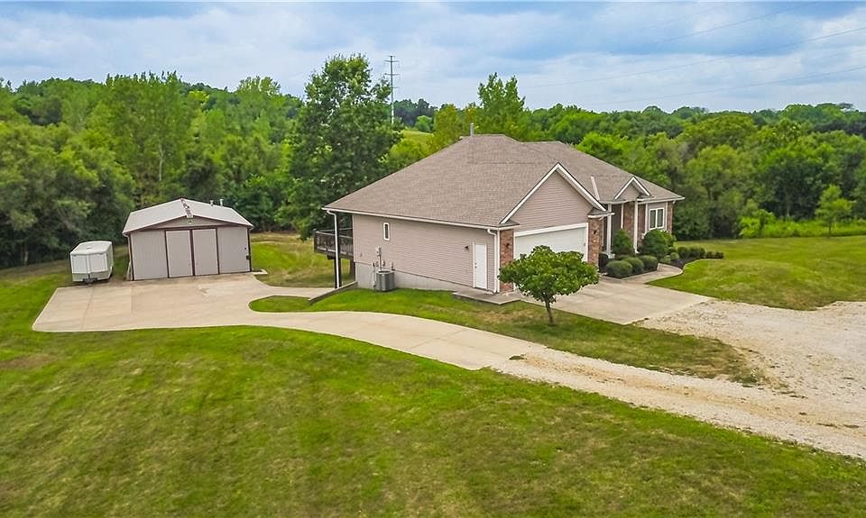 1st image of 20009 Clinton County Line Rd